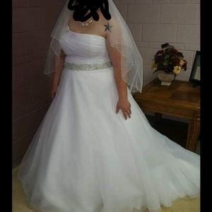 Wedding dress